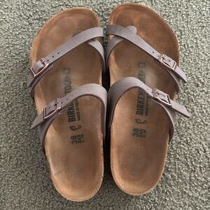 BIRKENSTOCK Mayari Sandal size 7